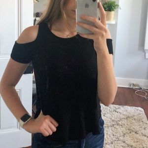 Black top with cut-off shoulders